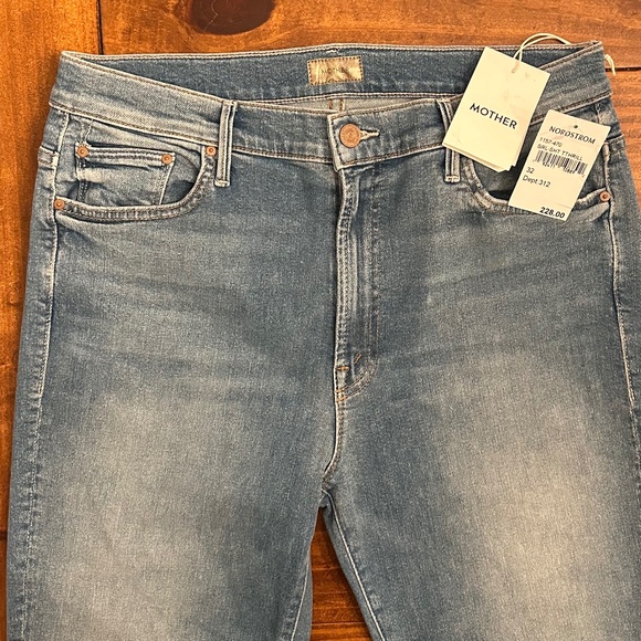 NWT MOTHER The Insider Crop Jeans - Size 32 - Picture 4 of 5